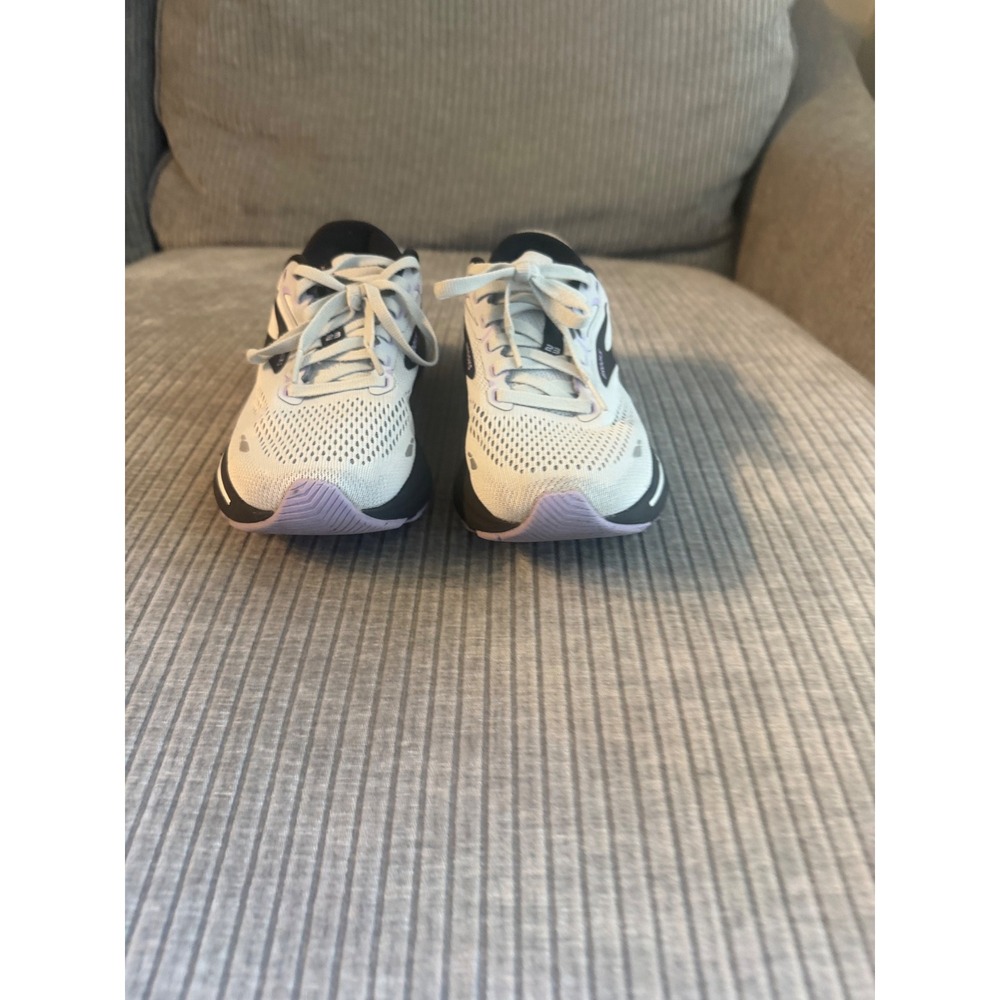 Brooks Adrenaline GTS 23 Womens Running Shoes Grey Lavender 1203811B039 7